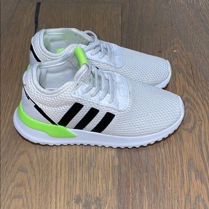 Little kid adidas U-path x sneaker size 9k